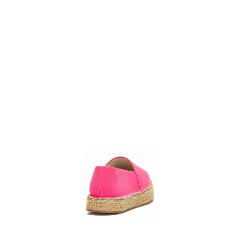 flat-andrea-mujer-54835