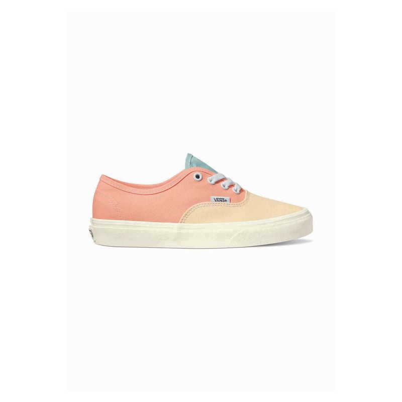 authentic-mujer-62691