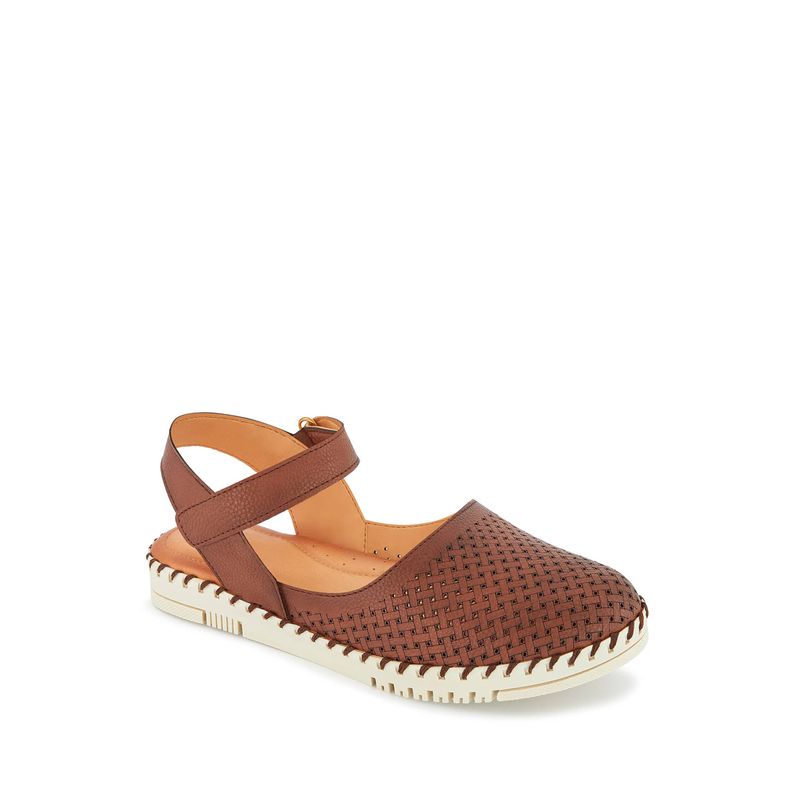 flat-andrea-mujer-67639