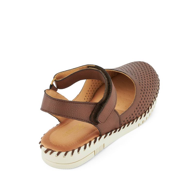 flat-andrea-mujer-67639