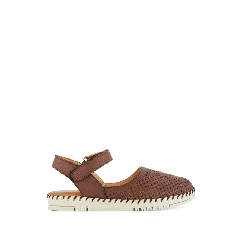 flat-andrea-mujer-67639