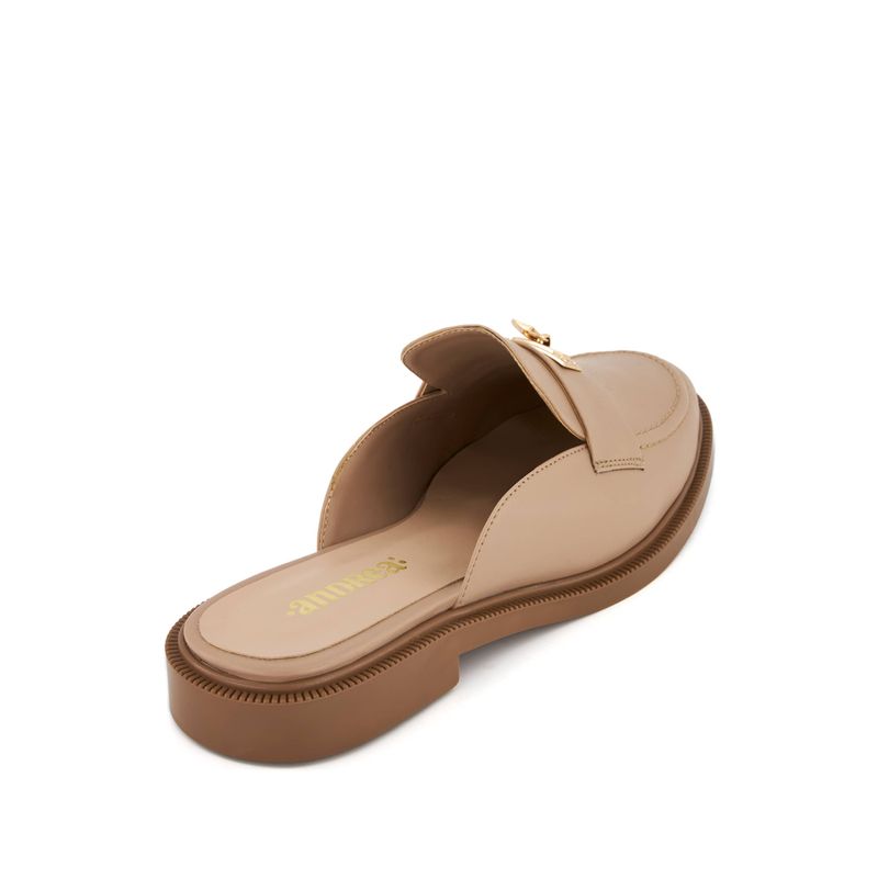 flat-andrea-mujer-67910