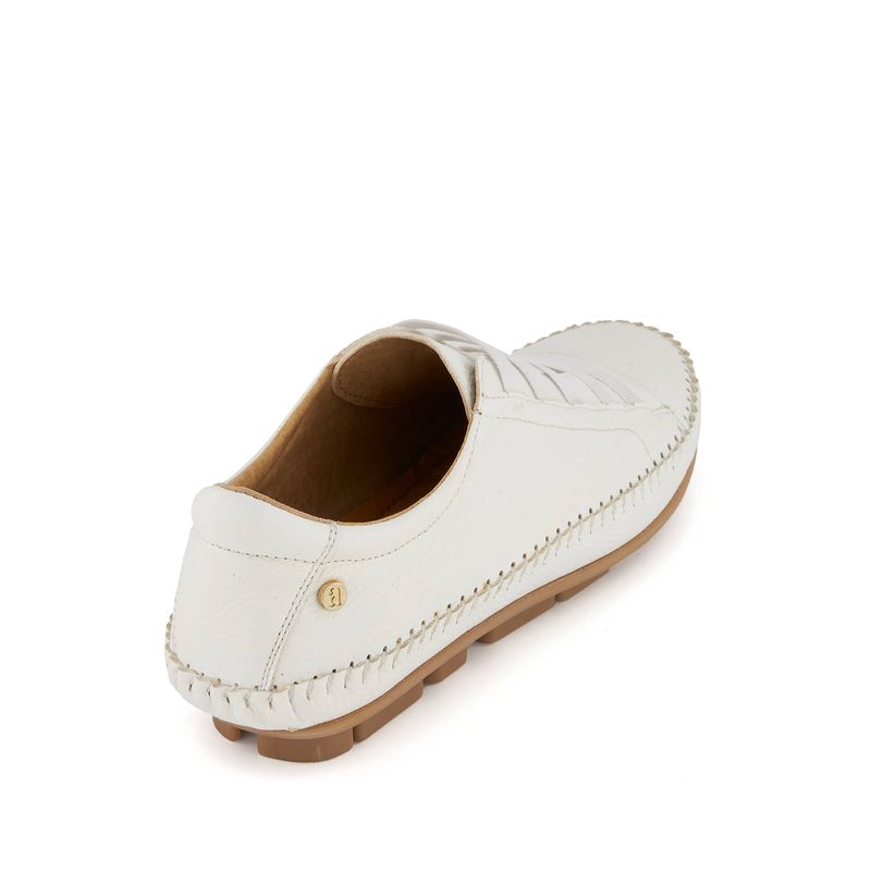 flat-andrea-mujer-67684