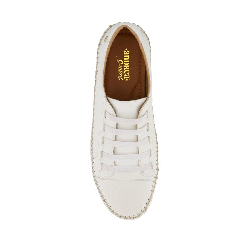 flat-andrea-mujer-67684
