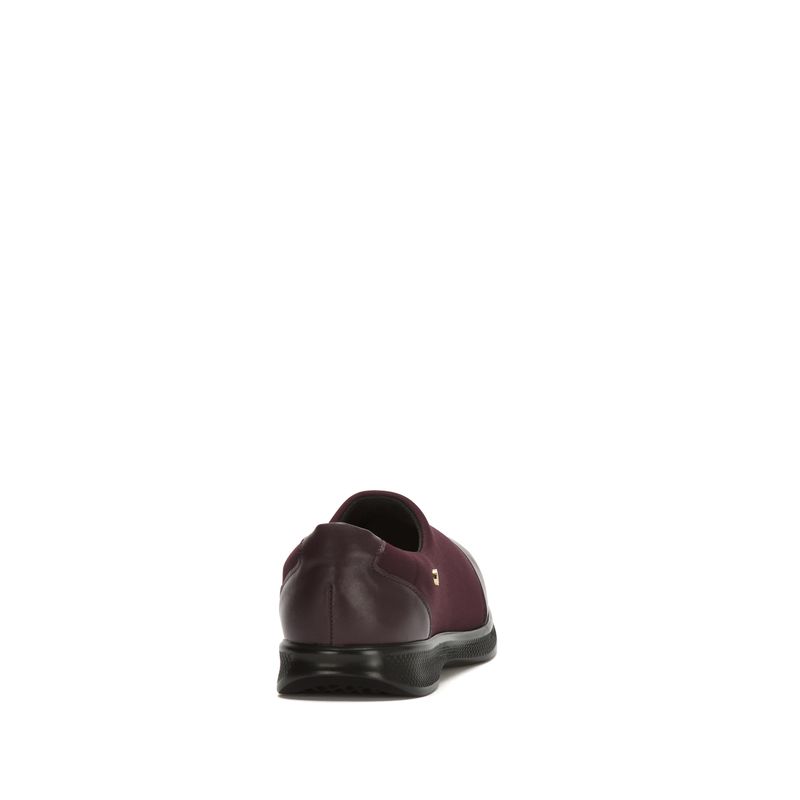 flat-andrea-mujer-59687