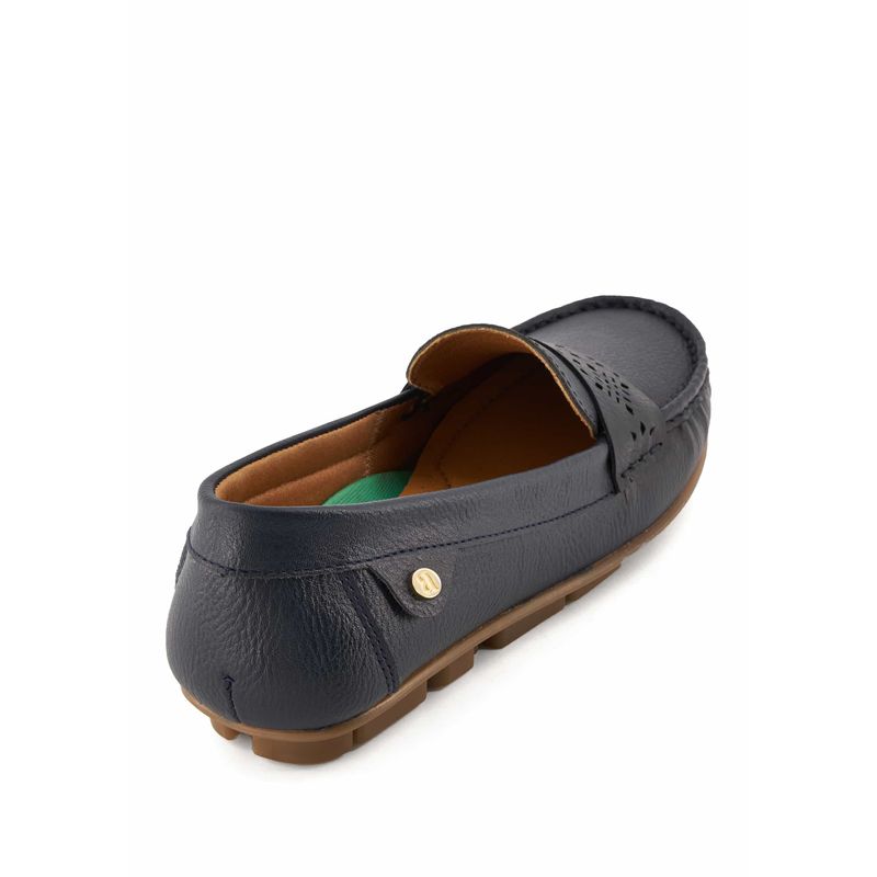 flat-andrea-mujer-73341