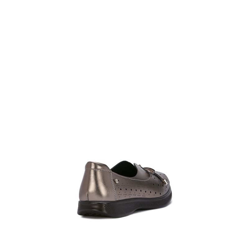 flat-andrea-mujer-89234