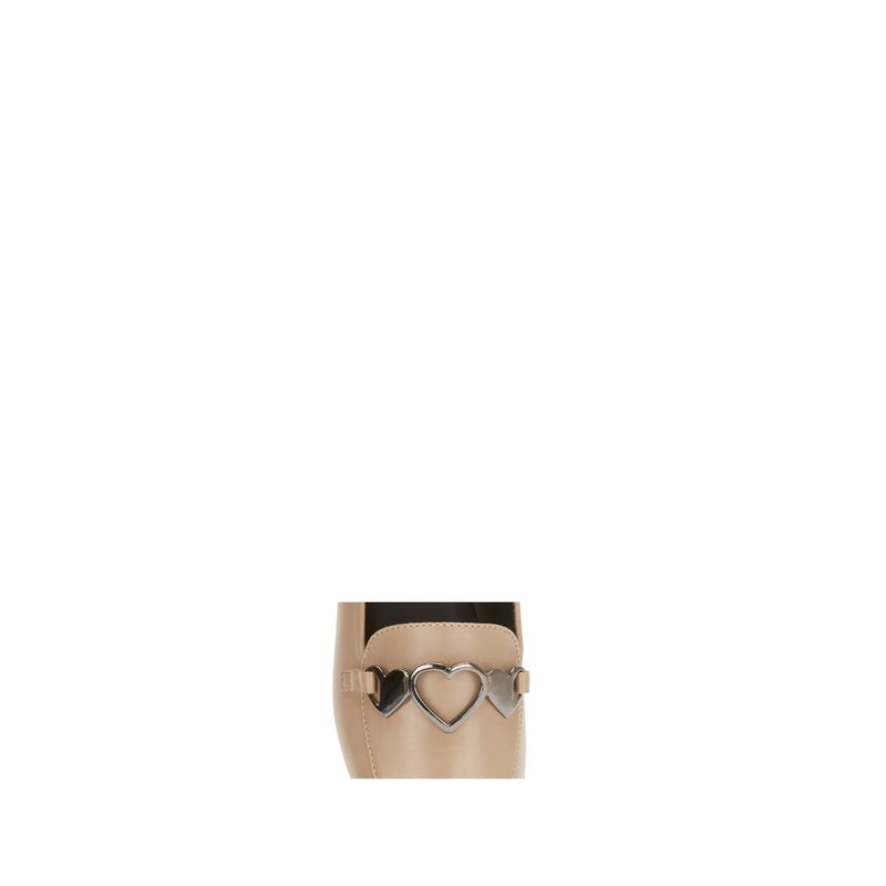 flat-andrea-mujer-59745