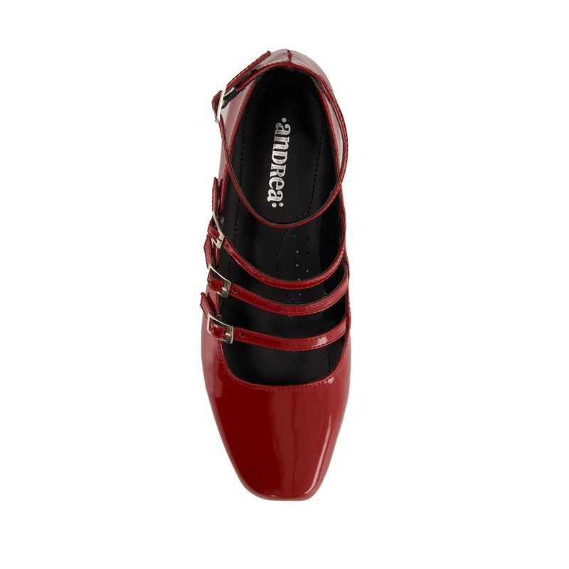flat-andrea-mujer-84982