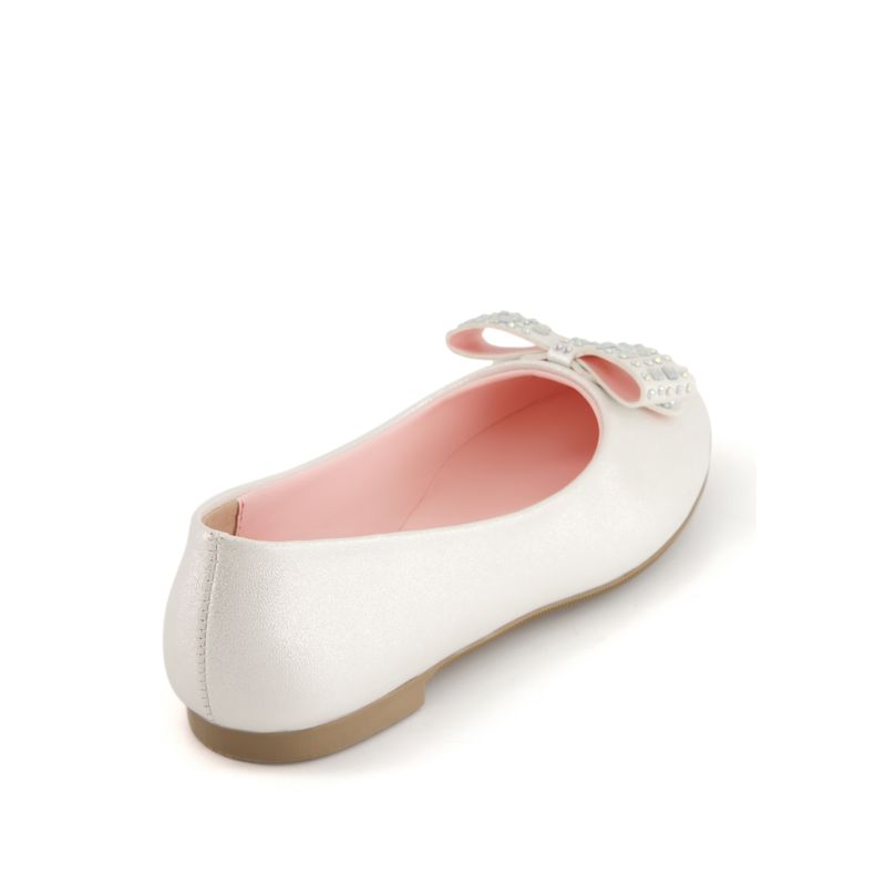 flat-andrea-girls-nina-84718