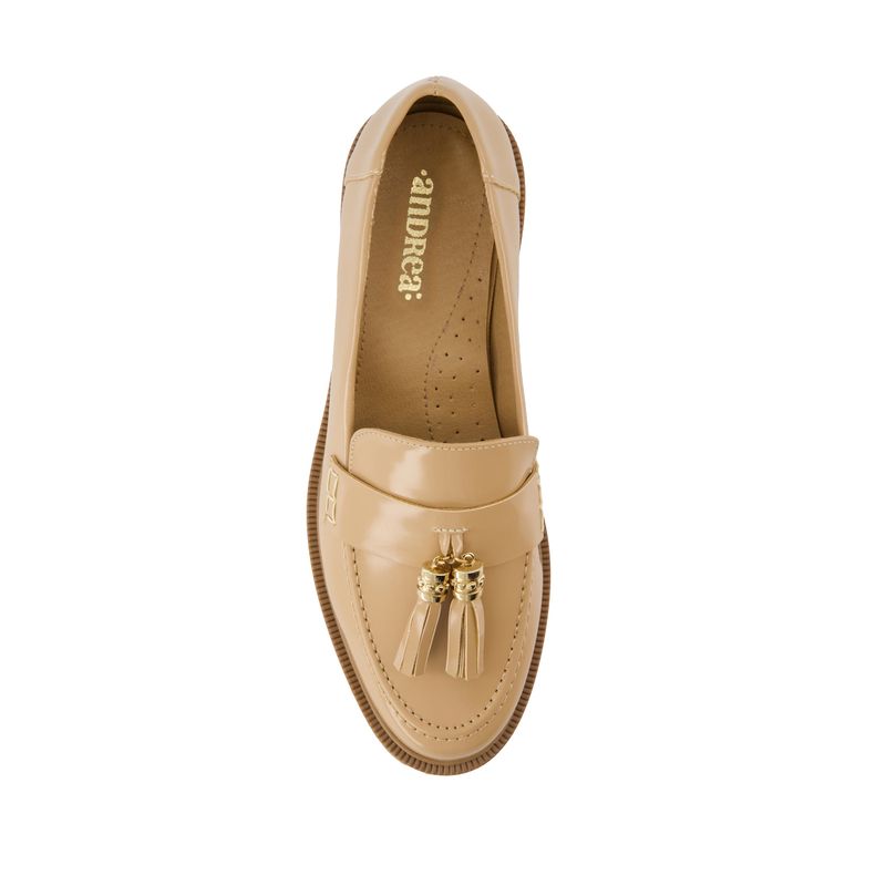 flat-andrea-mujer-85558