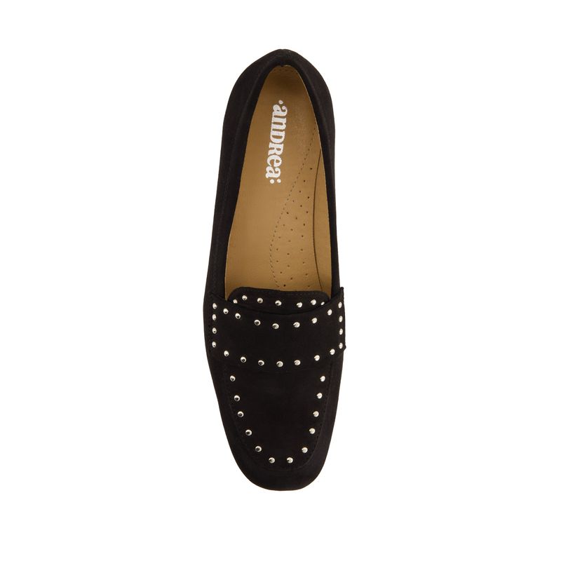 flat-andrea-mujer-85669