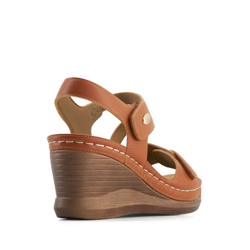 plataforma-andrea-mujer-66649