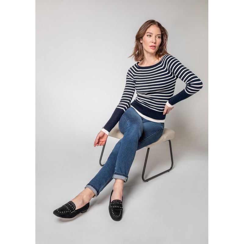 flat-andrea-mujer-85669