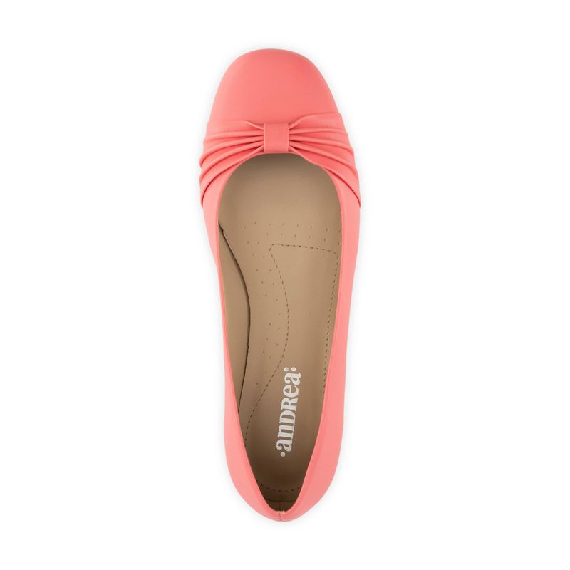 flat-andrea-mujer-87661