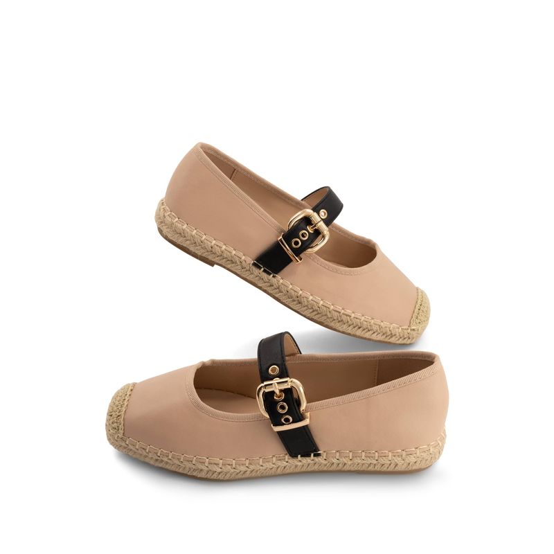 flat-andrea-mujer-61881