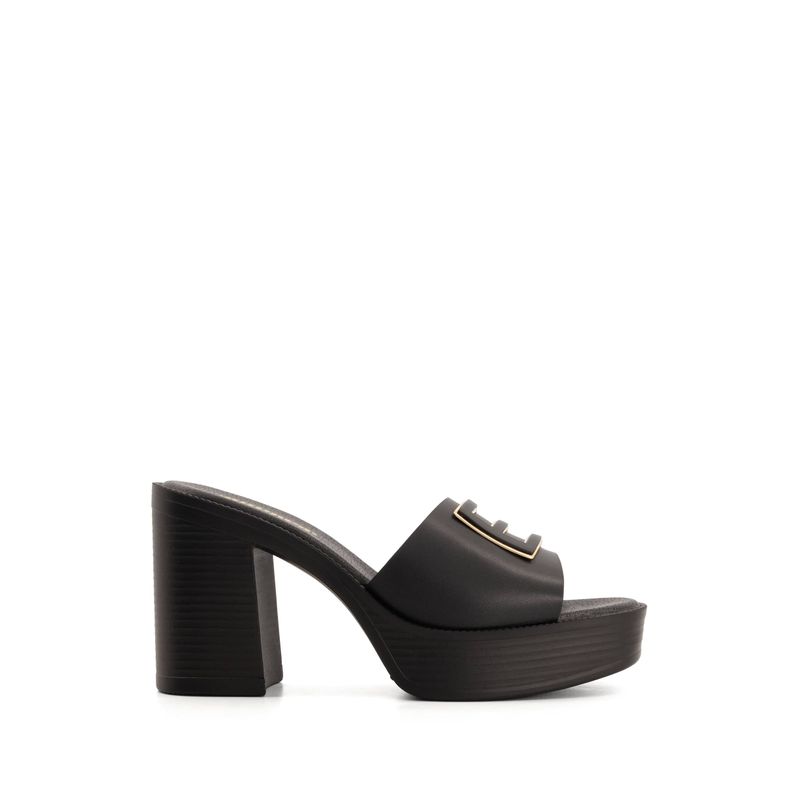 plataforma-andrea-mujer-66143