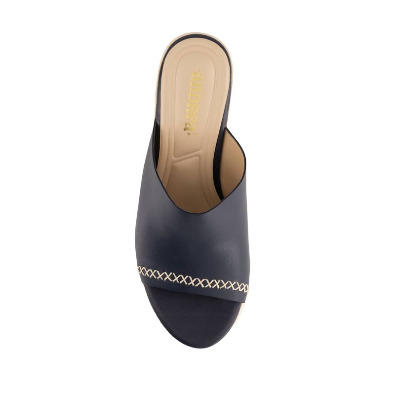 plataforma-andrea-mujer-67123