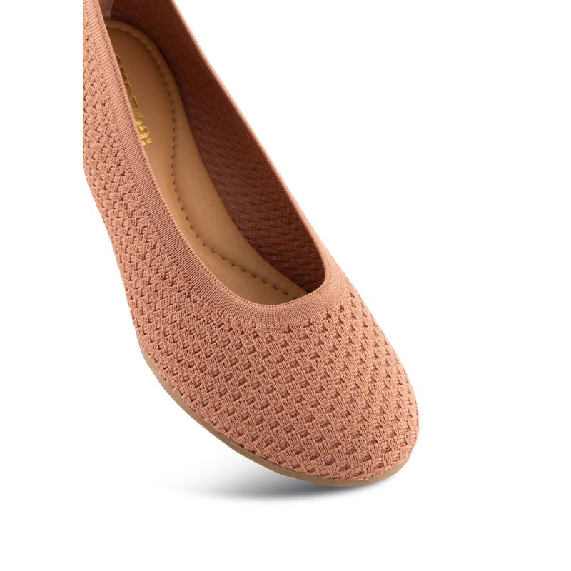 flat-andrea-mujer-69265