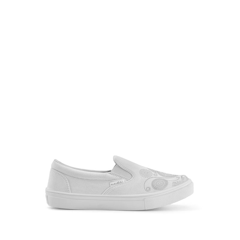 flat-andrea-mujer-83488