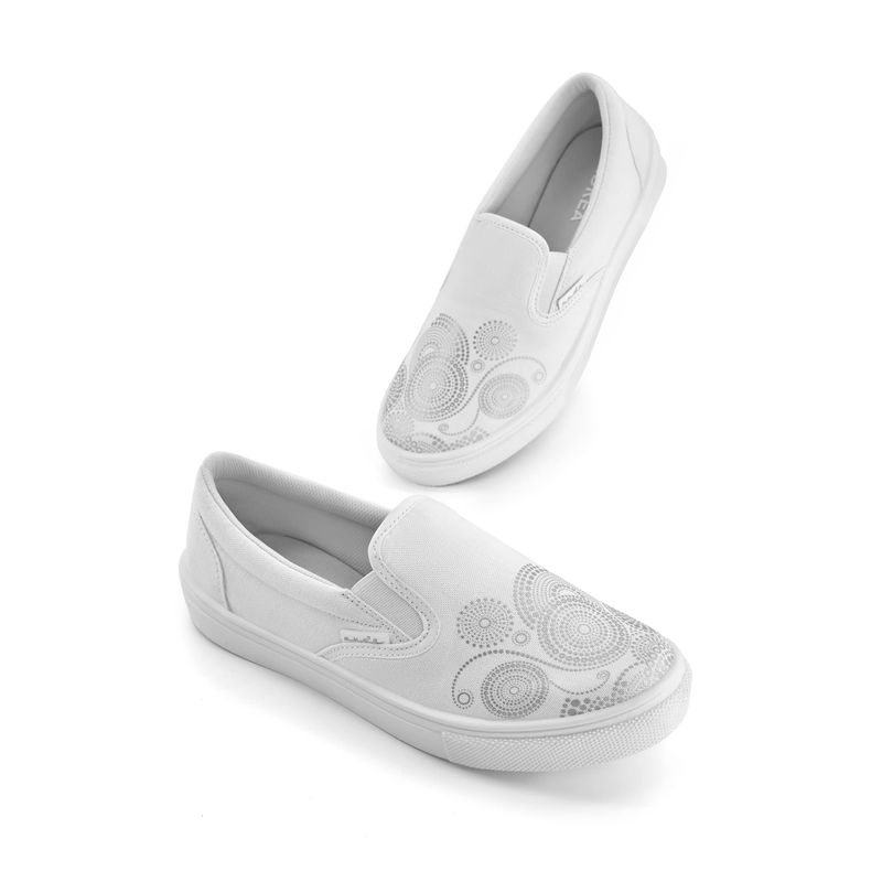 flat-andrea-mujer-83488