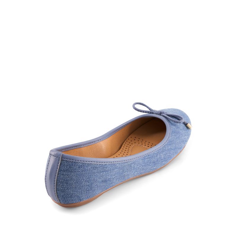 flat-andrea-mujer-69726