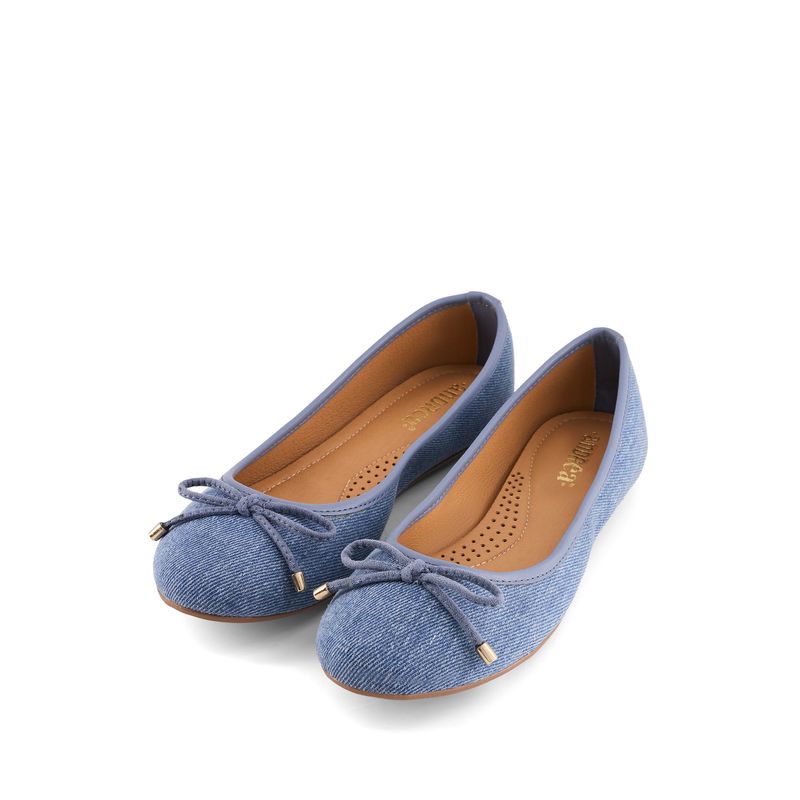 flat-andrea-mujer-69726