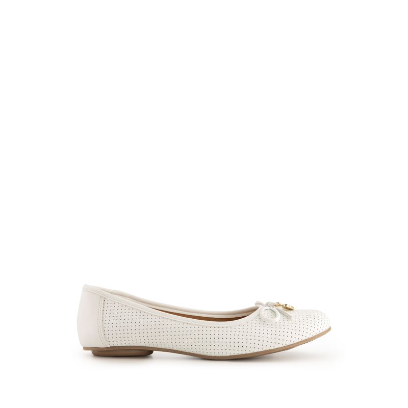 flat-andrea-mujer-69431