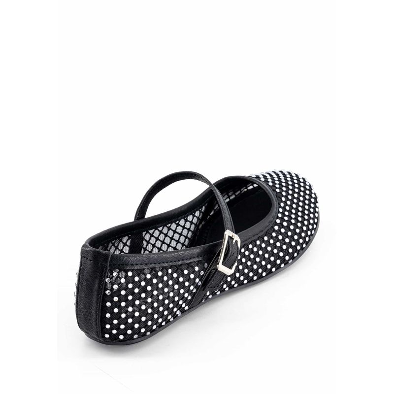 flat-andrea-mujer-69307