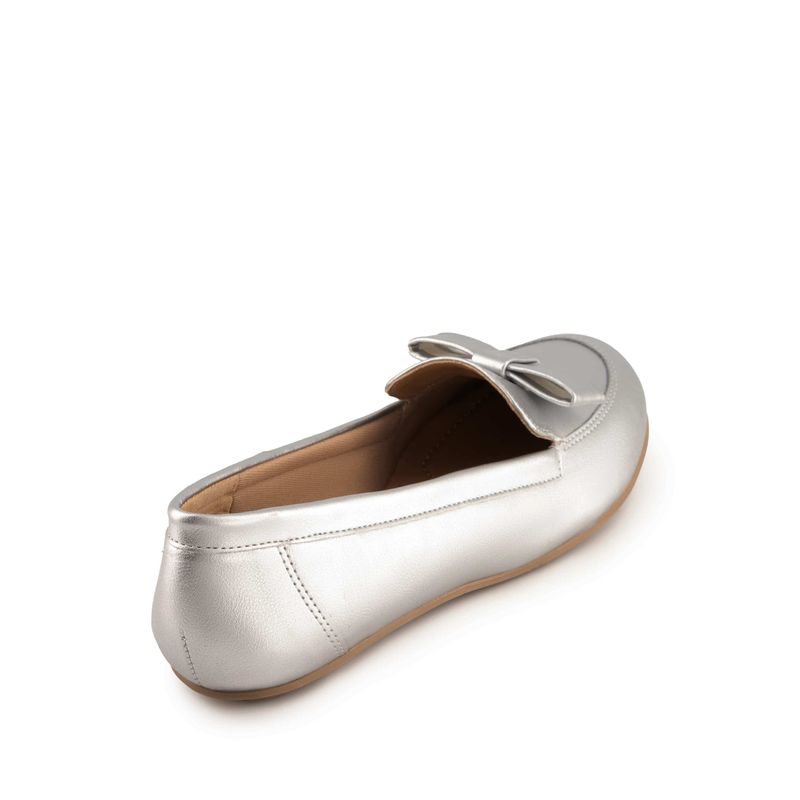 flat-andrea-mujer-69435
