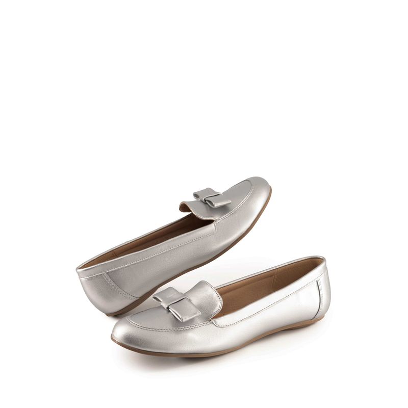 flat-andrea-mujer-69435