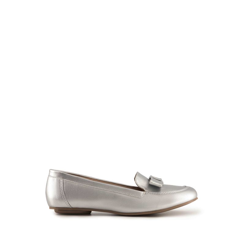 flat-andrea-mujer-69435