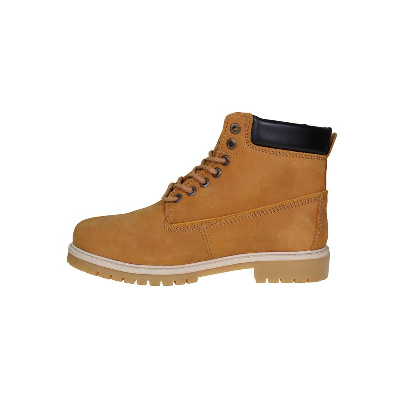 jeep-j8-hombre-92467