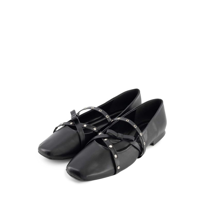 flat-andrea-mujer-87785