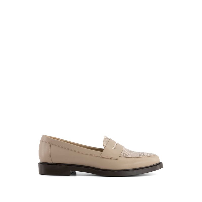 flat-andrea-mujer-89165