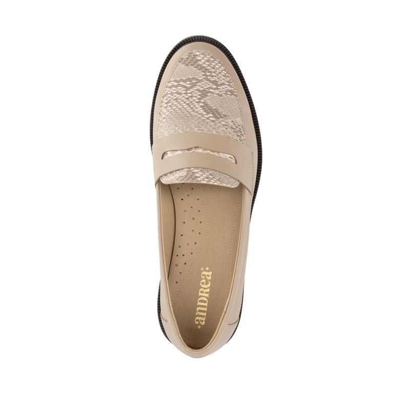 flat-andrea-mujer-89165