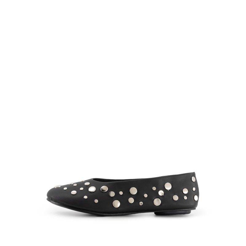 flat-andrea-mujer-89276
