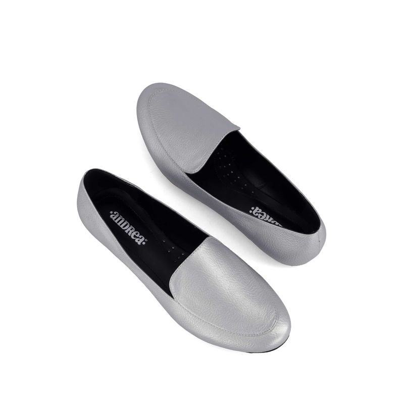 flat-andrea-mujer-85660