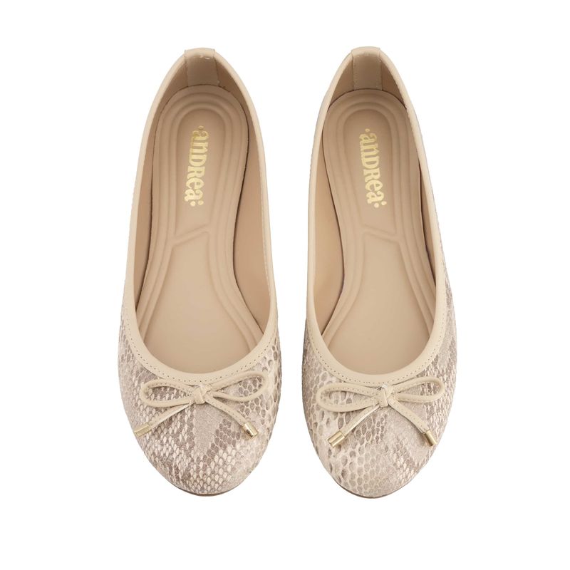 flat-andrea-mujer-89283