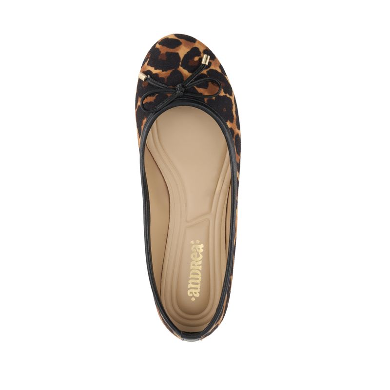 flat-andrea-mujer-89283