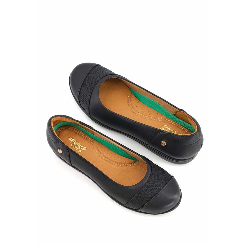 flat-andrea-mujer-90739