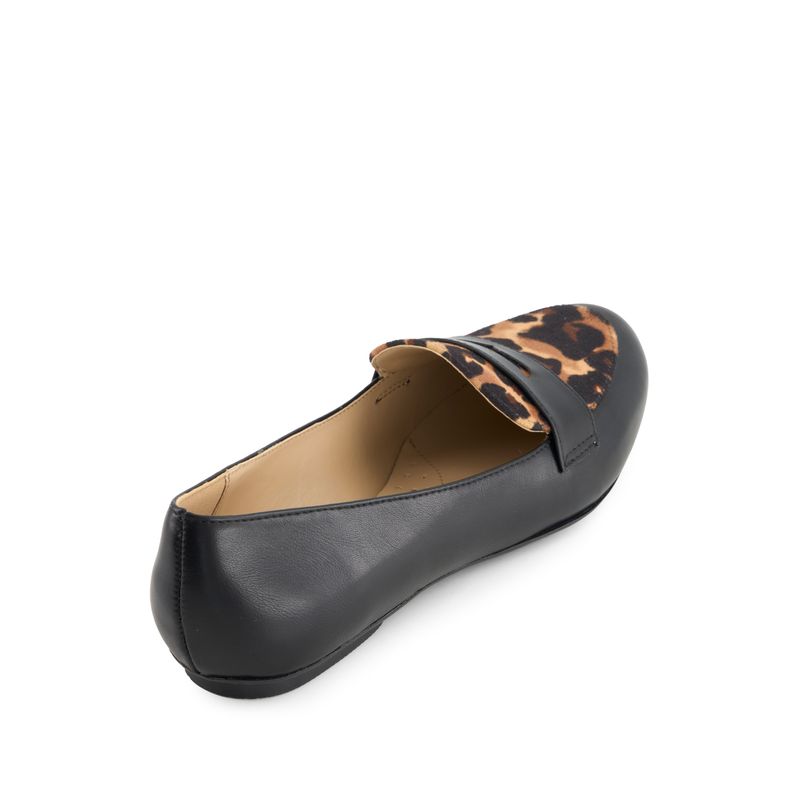 flat-andrea-mujer-90815