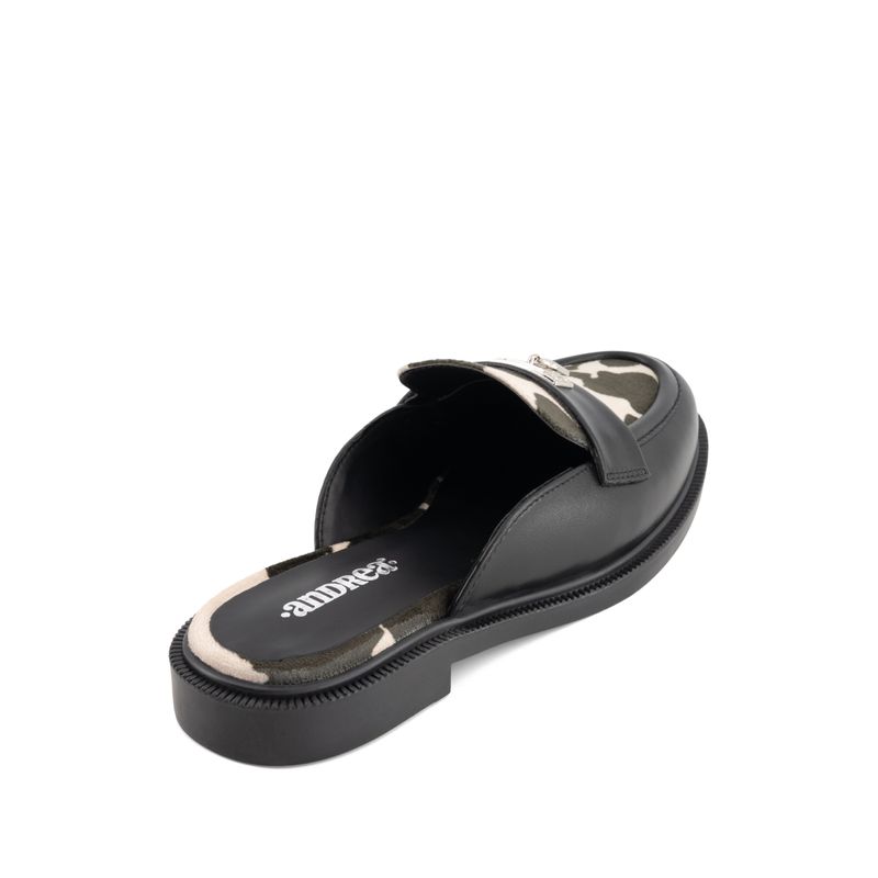 flat-andrea-mujer-67910