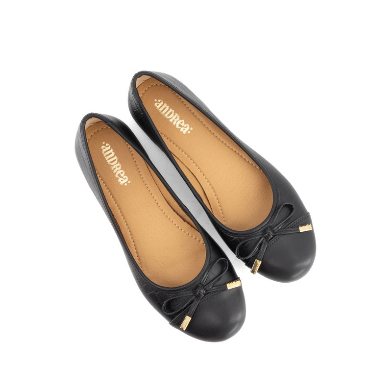 flat-andrea-mujer-87242