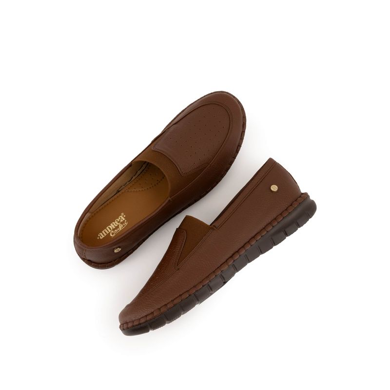 flat-andrea-mujer-63398