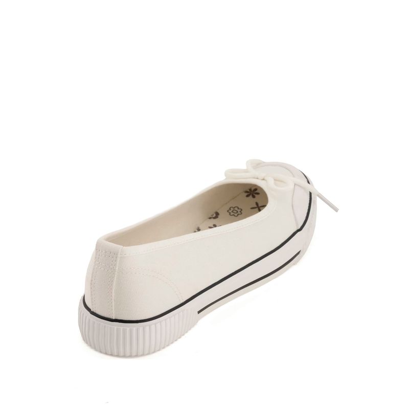 flat-andrea-mujer-94022