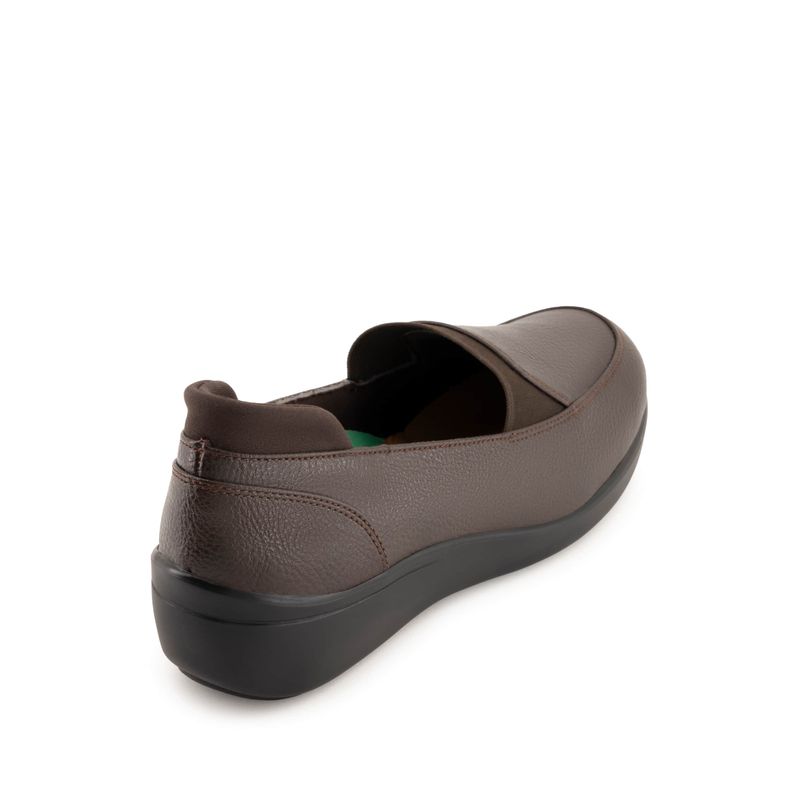 flat-andrea-mujer-94773