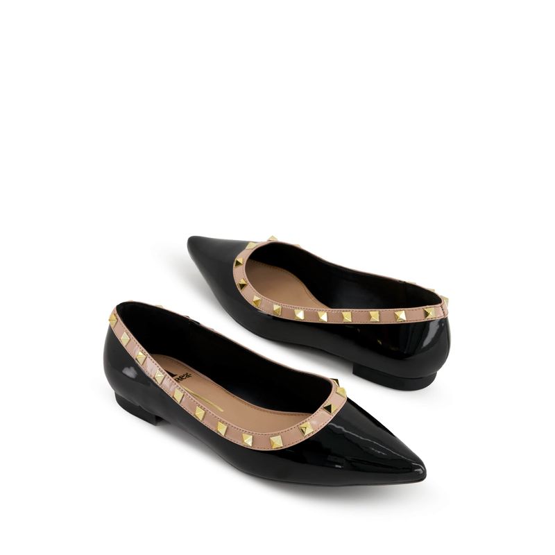 flat-andrea-mujer-94987